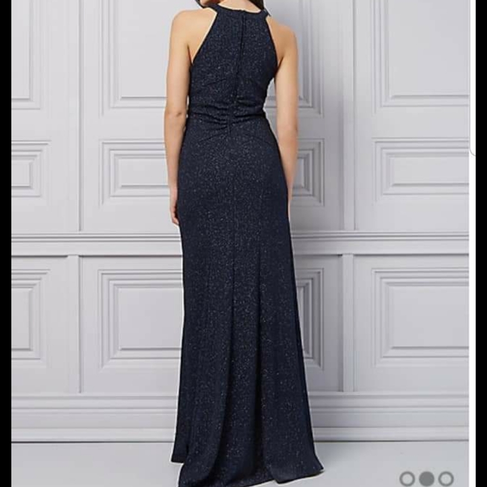 Dress - Picture 6 of 6